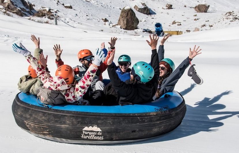 FARELLONES – O PARQUE DE DIVERSÕES NA NEVE